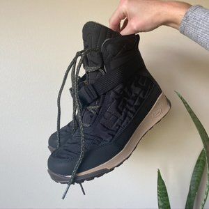 Chaco Women's Borealis Quilt Waterproof Boots